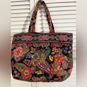 Vera Bradley X-LARGE tote bag in the "Symphony in Hue" pattern